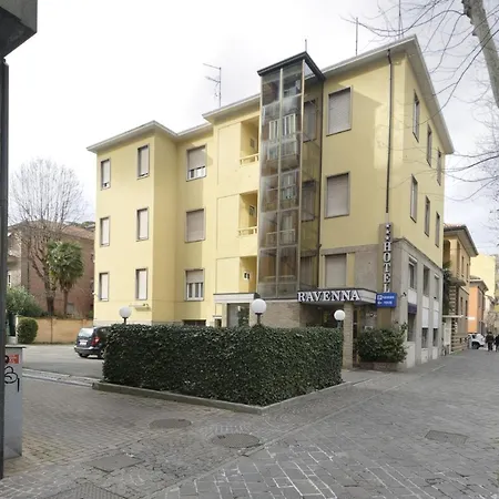 מלון Hotel Ravenna 3*
