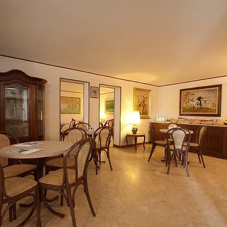 Hotell Hotel Ravenna 3*