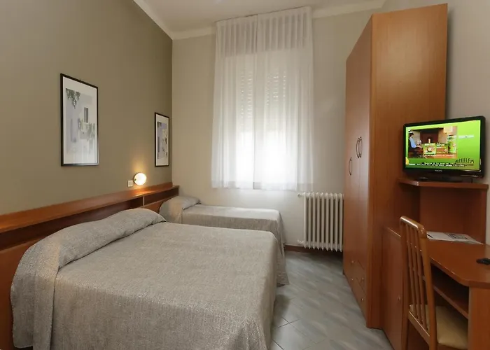 Готель Hotel Ravenna 3*