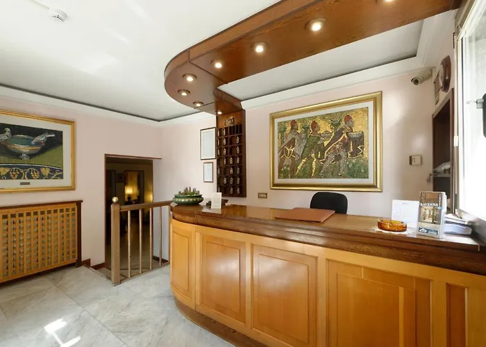 Hotell Hotel Ravenna